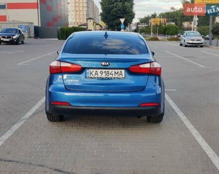 Синий Киа Форте, объемом двигателя 2 л и пробегом 174 тыс. км за 8600 $, фото 2 на Automoto.ua