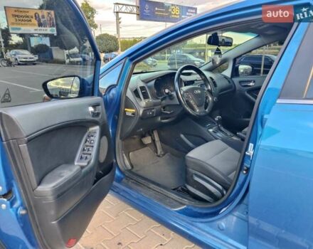 Синий Киа Форте, объемом двигателя 2 л и пробегом 174 тыс. км за 8600 $, фото 8 на Automoto.ua