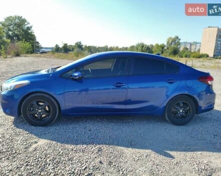Синій Кіа Форте, об'ємом двигуна 2 л та пробігом 172 тис. км за 9700 $, фото 4 на Automoto.ua