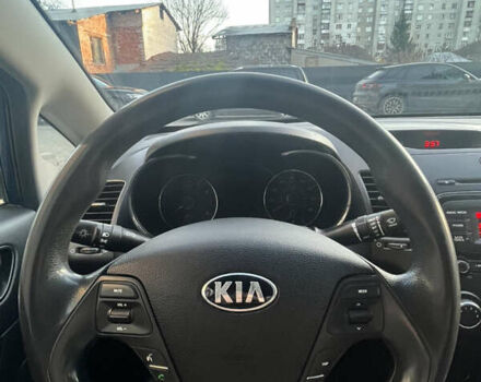 Синий Киа Форте, объемом двигателя 2 л и пробегом 207 тыс. км за 8200 $, фото 10 на Automoto.ua