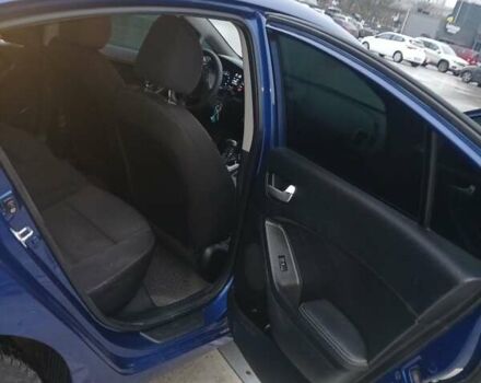 Синий Киа Форте, объемом двигателя 2 л и пробегом 152 тыс. км за 8400 $, фото 12 на Automoto.ua