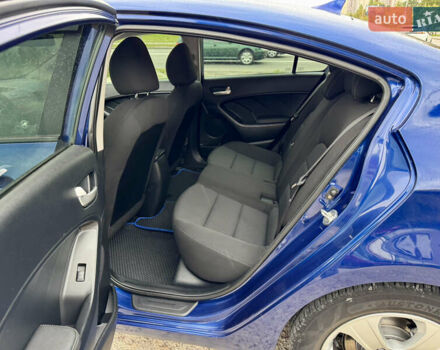 Синий Киа Форте, объемом двигателя 2 л и пробегом 179 тыс. км за 9700 $, фото 16 на Automoto.ua