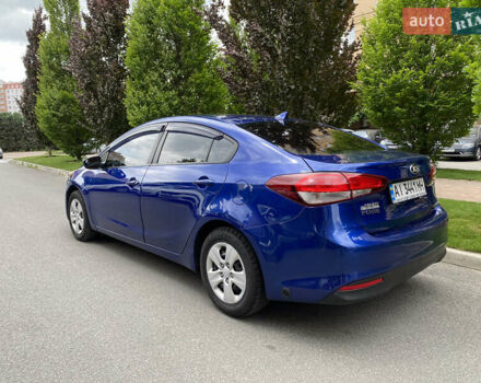 Синий Киа Форте, объемом двигателя 2 л и пробегом 157 тыс. км за 8500 $, фото 5 на Automoto.ua