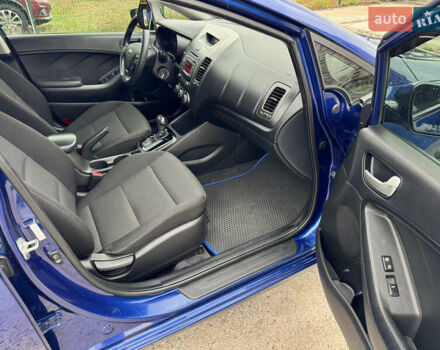 Синий Киа Форте, объемом двигателя 2 л и пробегом 179 тыс. км за 9700 $, фото 26 на Automoto.ua