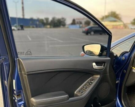 Синий Киа Форте, объемом двигателя 2 л и пробегом 125 тыс. км за 11500 $, фото 20 на Automoto.ua