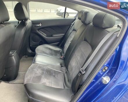 Синій Кіа Форте, об'ємом двигуна 2 л та пробігом 139 тис. км за 11000 $, фото 9 на Automoto.ua