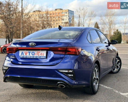 Синій Кіа Форте, об'ємом двигуна 2 л та пробігом 84 тис. км за 13700 $, фото 5 на Automoto.ua
