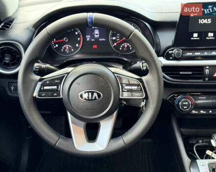 Синій Кіа Форте, об'ємом двигуна 2 л та пробігом 84 тис. км за 13700 $, фото 28 на Automoto.ua