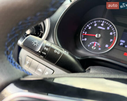 Синій Кіа Форте, об'ємом двигуна 2 л та пробігом 84 тис. км за 13700 $, фото 23 на Automoto.ua