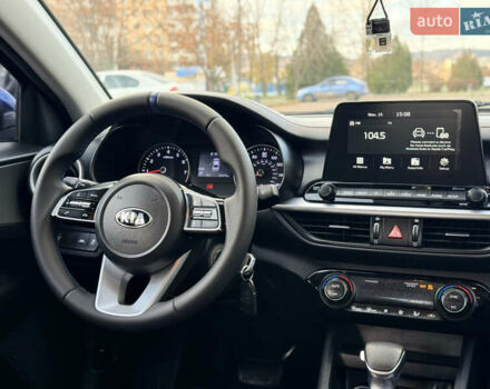 Синій Кіа Форте, об'ємом двигуна 2 л та пробігом 84 тис. км за 13700 $, фото 26 на Automoto.ua