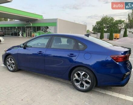 Синий Киа Форте, объемом двигателя 2 л и пробегом 113 тыс. км за 13700 $, фото 4 на Automoto.ua
