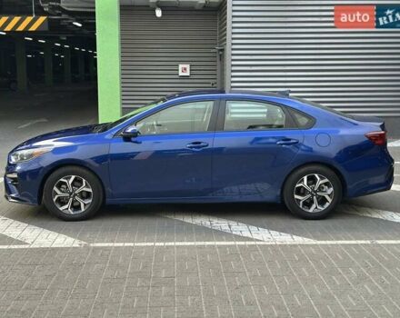 Синий Киа Форте, объемом двигателя 2 л и пробегом 44 тыс. км за 14900 $, фото 2 на Automoto.ua