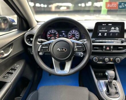 Синий Киа Форте, объемом двигателя 2 л и пробегом 46 тыс. км за 15750 $, фото 19 на Automoto.ua