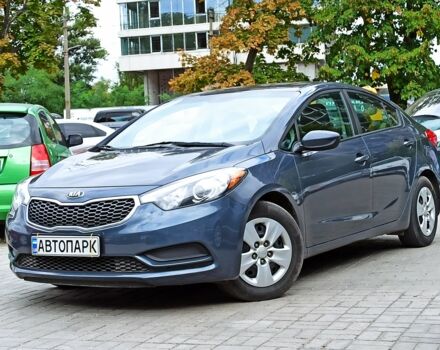 Синий Киа Форте, объемом двигателя 1.8 л и пробегом 160 тыс. км за 10350 $, фото 1 на Automoto.ua