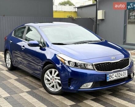 Синий Киа Форте, объемом двигателя 2 л и пробегом 107 тыс. км за 10900 $, фото 1 на Automoto.ua