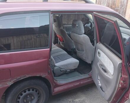 Красный Киа Джойс, объемом двигателя 2 л и пробегом 370 тыс. км за 2700 $, фото 4 на Automoto.ua