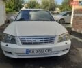 Белый Киа Маджентис, объемом двигателя 2 л и пробегом 275 тыс. км за 2350 $, фото 1 на Automoto.ua