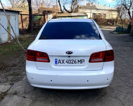 Белый Киа Маджентис, объемом двигателя 2 л и пробегом 300 тыс. км за 5000 $, фото 4 на Automoto.ua