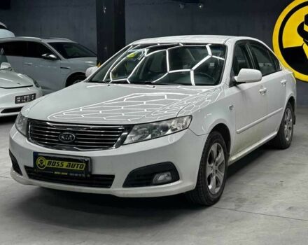 Білий Кіа Маджентіс, об'ємом двигуна 2 л та пробігом 163 тис. км за 6800 $, фото 2 на Automoto.ua