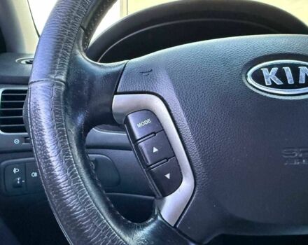 Білий Кіа Маджентіс, об'ємом двигуна 0 л та пробігом 209 тис. км за 5290 $, фото 17 на Automoto.ua