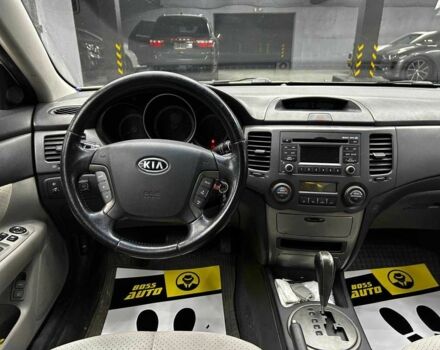 Білий Кіа Маджентіс, об'ємом двигуна 2 л та пробігом 163 тис. км за 6800 $, фото 14 на Automoto.ua