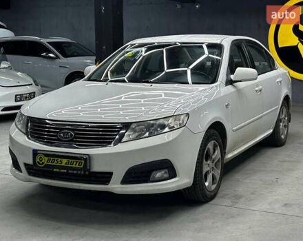 Білий Кіа Маджентіс, об'ємом двигуна 2 л та пробігом 163 тис. км за 6800 $, фото 2 на Automoto.ua