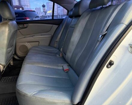 Білий Кіа Маджентіс, об'ємом двигуна 0 л та пробігом 209 тис. км за 5290 $, фото 9 на Automoto.ua