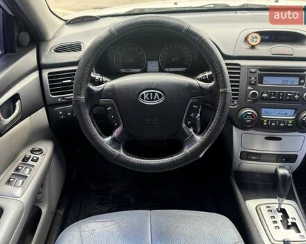 Білий Кіа Маджентіс, об'ємом двигуна 2 л та пробігом 208 тис. км за 4390 $, фото 13 на Automoto.ua