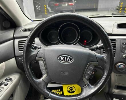 Білий Кіа Маджентіс, об'ємом двигуна 2 л та пробігом 163 тис. км за 6800 $, фото 16 на Automoto.ua