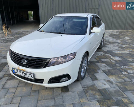 Киа Маджентис 2009 в Николаеве на Automoto.ua Белый Киа Маджентис, объемом двигателя 2 л и пробегом 227 тыс. км за 6500 $, фото 2 на Automoto.ua