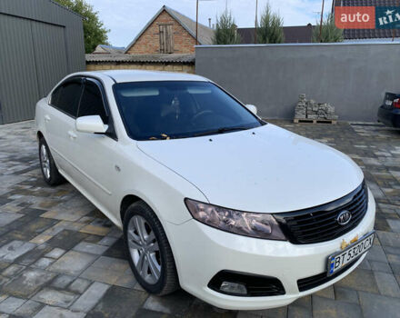 Киа Маджентис 2009 в Николаеве на Automoto.ua Белый Киа Маджентис, объемом двигателя 2 л и пробегом 227 тыс. км за 6500 $, фото 3 на Automoto.ua