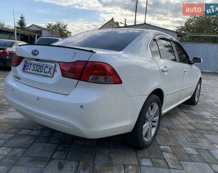 Киа Маджентис 2009 в Николаеве на Automoto.ua Белый Киа Маджентис, объемом двигателя 2 л и пробегом 227 тыс. км за 6500 $, фото 7 на Automoto.ua