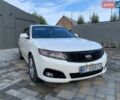 Білий Кіа Маджентіс, об'ємом двигуна 2 л та пробігом 228 тис. км за 7350 $, фото 1 на Automoto.ua