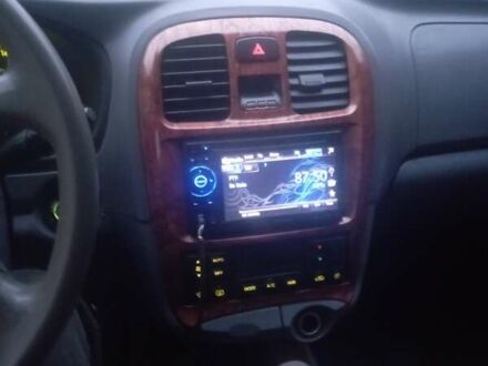 Киа Маджентис 2001 в Покровск (Красноармейск) на Automoto.ua Белый Киа Маджентис, объемом двигателя 2 л и пробегом 400 тыс. км за 2500 $, фото 1 на Automoto.ua