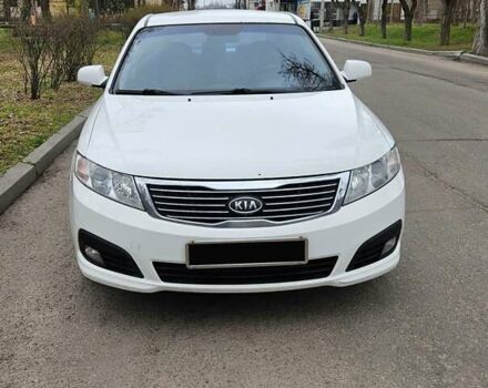 Белый Киа Маджентис, объемом двигателя 2 л и пробегом 240 тыс. км за 6000 $, фото 1 на Automoto.ua