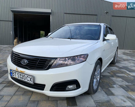 Киа Маджентис 2009 в Николаеве на Automoto.ua Белый Киа Маджентис, объемом двигателя 2 л и пробегом 227 тыс. км за 6500 $, фото 1 на Automoto.ua