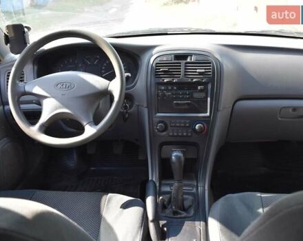 Бежевий Кіа Маджентіс, об'ємом двигуна 2 л та пробігом 145 тис. км за 4700 $, фото 10 на Automoto.ua
