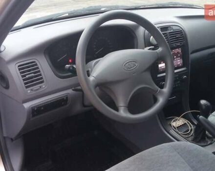 Бежевый Киа Маджентис, объемом двигателя 2 л и пробегом 135 тыс. км за 5500 $, фото 8 на Automoto.ua