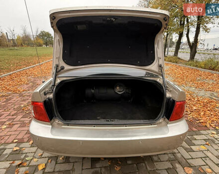 Бежевий Кіа Маджентіс, об'ємом двигуна 2 л та пробігом 165 тис. км за 3900 $, фото 24 на Automoto.ua