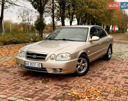 Бежевий Кіа Маджентіс, об'ємом двигуна 2 л та пробігом 165 тис. км за 3900 $, фото 5 на Automoto.ua