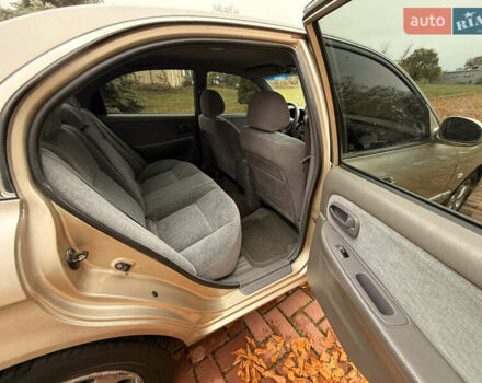 Бежевий Кіа Маджентіс, об'ємом двигуна 2 л та пробігом 165 тис. км за 3900 $, фото 19 на Automoto.ua