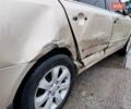 Бежевий Кіа Маджентіс, об'ємом двигуна 2 л та пробігом 280 тис. км за 2700 $, фото 3 на Automoto.ua