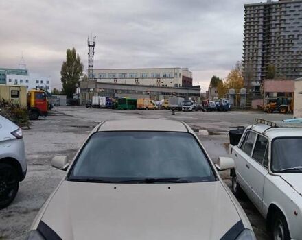 Бежевий Кіа Маджентіс, об'ємом двигуна 2 л та пробігом 280 тис. км за 2700 $, фото 6 на Automoto.ua