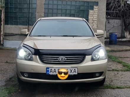 Бежевий Кіа Маджентіс, об'ємом двигуна 2 л та пробігом 280 тис. км за 3500 $, фото 1 на Automoto.ua
