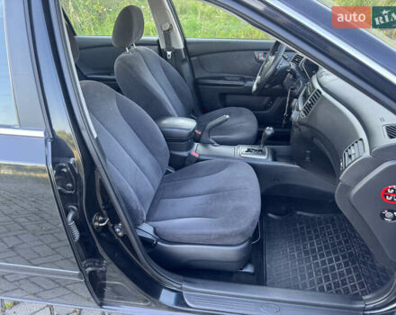 Кіа Маджентіс 2006 у Львові на Automoto.ua Чорний Кіа Маджентіс, об'ємом двигуна 1.99 л та пробігом 217 тис. км за 4700 $, фото 16 на Automoto.ua