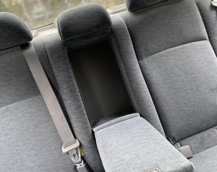 Чорний Кіа Маджентіс, об'ємом двигуна 2 л та пробігом 120 тис. км за 5800 $, фото 21 на Automoto.ua