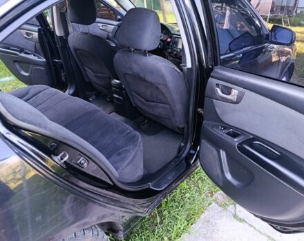 Черный Киа Маджентис, объемом двигателя 2 л и пробегом 240 тыс. км за 4150 $, фото 5 на Automoto.ua