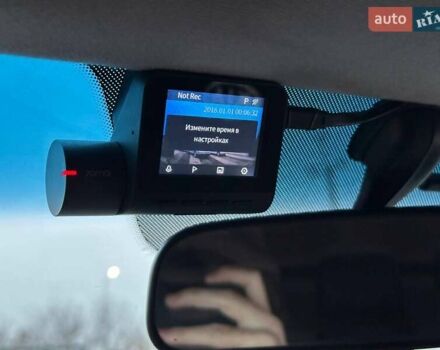 Чорний Кіа Маджентіс, об'ємом двигуна 2 л та пробігом 302 тис. км за 5800 $, фото 25 на Automoto.ua