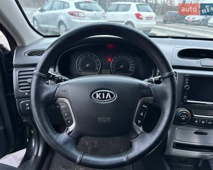 Чорний Кіа Маджентіс, об'ємом двигуна 2 л та пробігом 302 тис. км за 5800 $, фото 17 на Automoto.ua