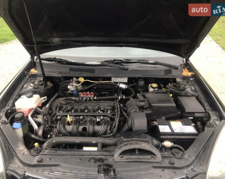 Кіа Маджентіс 2007 у Ромнах на Automoto.ua Чорний Кіа Маджентіс, об'ємом двигуна 2 л та пробігом 231 тис. км за 4900 $, фото 12 на Automoto.ua